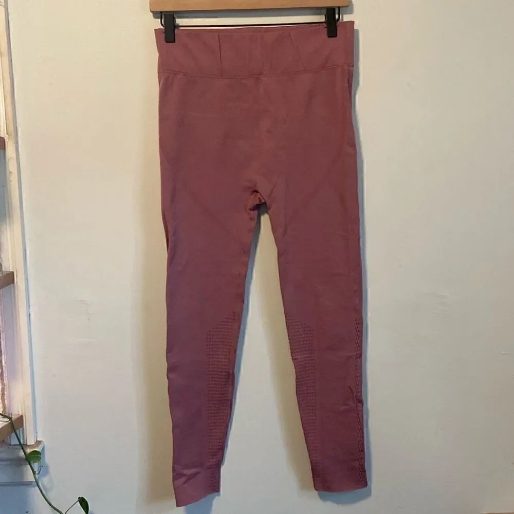 Fabletics Blush Pink High Waisted SculptKnit 7/8 Leggings Size Large